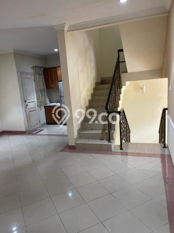 Rumah Elit Modern Tanpa Renovasi di Pantai Indah Kapuk Jakarta Utara Rumah Elit Modern Tanpa Renovasi di Pantai Indah Kapuk Jakarta Utara