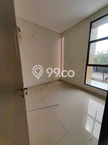 Ruko For Rent di Cakung, Luas 90m², Lokasi Komersial, Akses Utama Ruko For Rent di Cakung, Luas 90m², Lokasi Komersial, Akses Utama