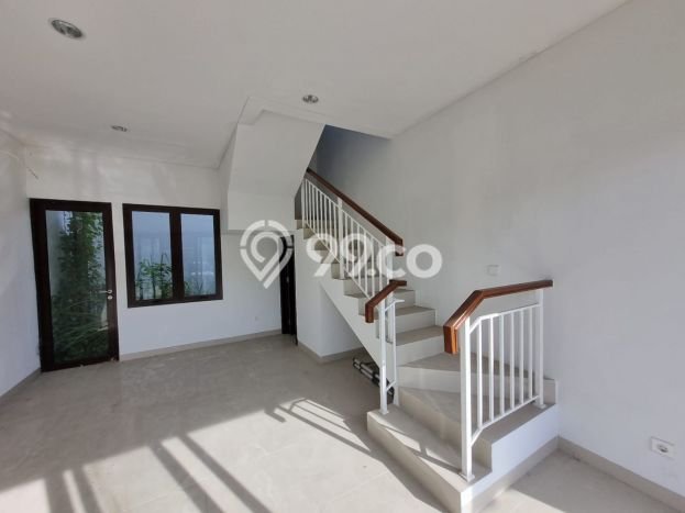 Ruko Area Komersial di Cakung, Luas 54m², Mainroad Ruko Area Komersial di Cakung, Luas 54m², Mainroad