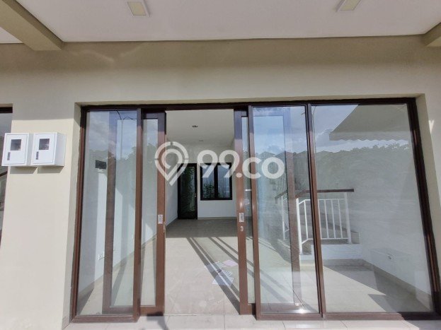 Ruko Area Komersial di Cakung, Luas 54m², Mainroad Ruko Area Komersial di Cakung, Luas 54m², Mainroad