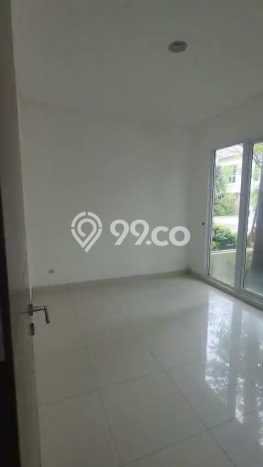 Lokasi terbaik! Rumah siap pakai dikontrakkan di Cakung LB 240m2 Lokasi terbaik! Rumah siap pakai dikontrakkan di Cakung LB 240m2