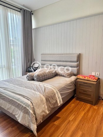 Jual Rumah Luas Elegan Dengan View Cantik di Summarecon Serpong, Tangerang Jual Rumah Luas Elegan Dengan View Cantik di Summarecon Serpong, Tangerang