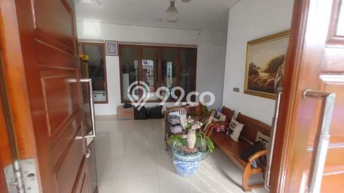 Rumah Mewah LB 286m2 Siap Pakai Desain Elegan di BSD City, Tangerang Rumah Mewah LB 286m2 Siap Pakai Desain Elegan di BSD City, Tangerang