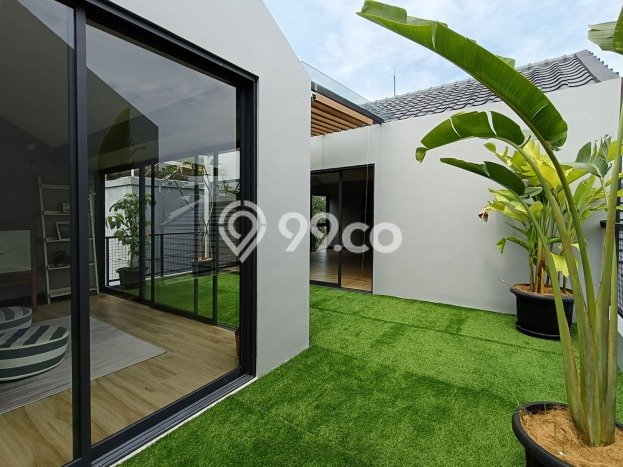 Rumah Elit Modern Siap Huni di BSD Tangerang Rumah Elit Modern Siap Huni di BSD Tangerang