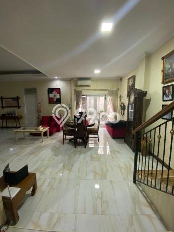 Jual Rumah Bagus Siap Huni LB 190m2 di BSD, Tangerang Selatan Jual Rumah Bagus Siap Huni LB 190m2 di BSD, Tangerang Selatan