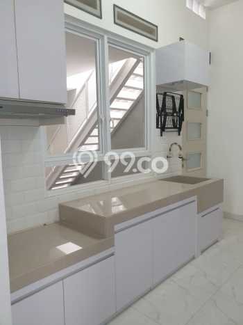 Rumah Elit LB 280m2 Siap Huni Desain Elegan di BSD, Tangerang Rumah Elit LB 280m2 Siap Huni Desain Elegan di BSD, Tangerang