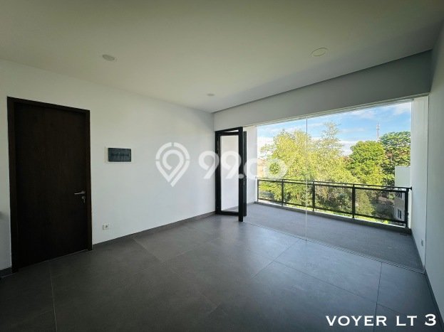 Dijual Rumah Mewah Megah Dengan View Cantik di Alam Sutera, Tangerang Dijual Rumah Mewah Megah Dengan View Cantik di Alam Sutera, Tangerang