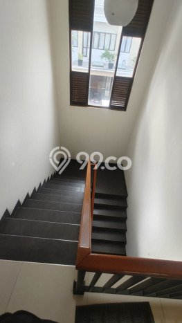 Rumah Mewah LB 286m2 Siap Pakai Desain Elegan di BSD City, Tangerang Rumah Mewah LB 286m2 Siap Pakai Desain Elegan di BSD City, Tangerang