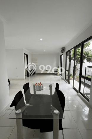 Jual Rumah Mewah Elegan Dengan View Eksklusif di BSD City, Tangerang Jual Rumah Mewah Elegan Dengan View Eksklusif di BSD City, Tangerang