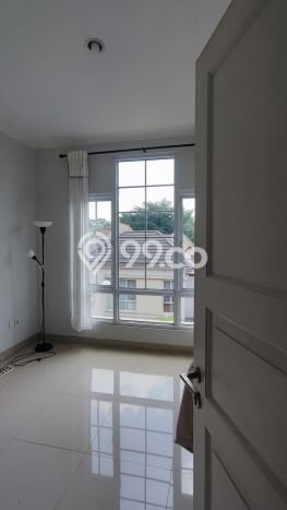 Dijual Rumah Eksklusif 3 KT di Gading Serpong, Tangerang Dijual Rumah Eksklusif 3 KT di Gading Serpong, Tangerang