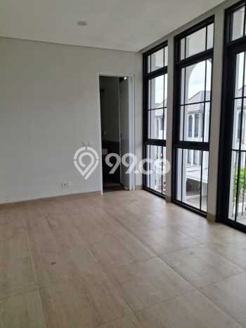 Rumah Elit Modern Tanpa Renovasi di BSD Green Wich Tangerang Rumah Elit Modern Tanpa Renovasi di BSD Green Wich Tangerang