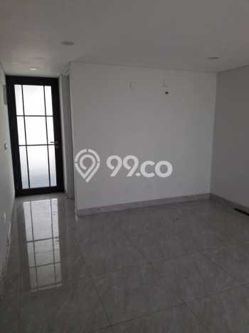 Rumah Elit Modern Tanpa Renovasi di BSD Green Wich Tangerang Rumah Elit Modern Tanpa Renovasi di BSD Green Wich Tangerang