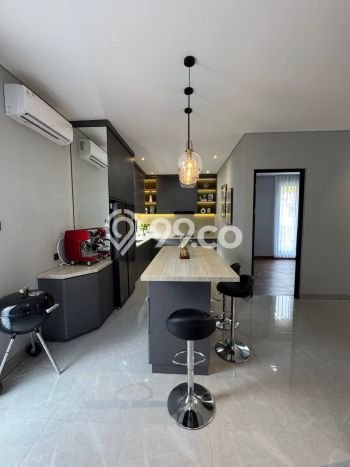 Jual Rumah Luas Megah Dengan View Cantik di BSD City, Tangerang Jual Rumah Luas Megah Dengan View Cantik di BSD City, Tangerang
