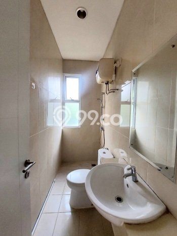 For Sale Rumah 3 Kamar Lokasi Strategis Nyaman dan Strategis di BSD For Sale Rumah 3 Kamar Lokasi Strategis Nyaman dan Strategis di BSD