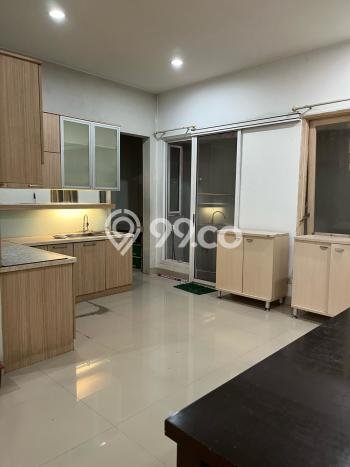 Rumah Modern 3 KT di Gading Serpong Tangerang Semi Furnished Rumah Modern 3 KT di Gading Serpong Tangerang Semi Furnished