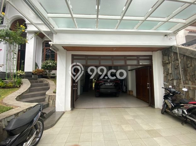 Ready to Use! Luxury House LT 501m2 Desain Elegan di Parongpong Ready to Use! Luxury House LT 501m2 Desain Elegan di Parongpong