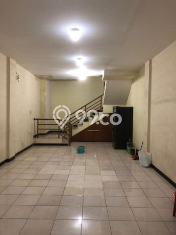 Ruko Premium Kawasan Kebon Kawung, Luas 170m², Jalan Utama, Tingkat Keramaian Tinggi Ruko Premium Kawasan Kebon Kawung, Luas 170m², Jalan Utama, Tingkat Keramaian Tinggi