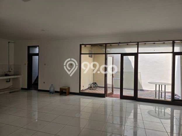 HUNIAN IMPIAN! Rumah area Bandung Kota, 3 KM, Bebas Banjir, Luas 120m² Bangunan 160m² HUNIAN IMPIAN! Rumah area Bandung Kota, 3 KM, Bebas Banjir, Luas 120m² Bangunan 160m²