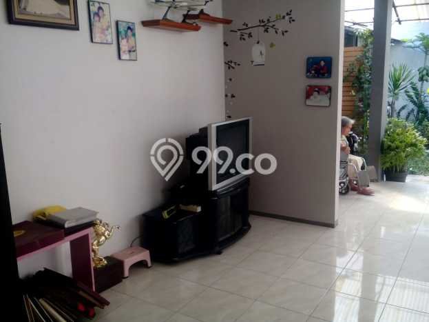 Rumah kawasan Pajajaran, Bandung, Luas 335m2m² Bangunan 250m2m² Rumah kawasan Pajajaran, Bandung, Luas 335m2m² Bangunan 250m2m²