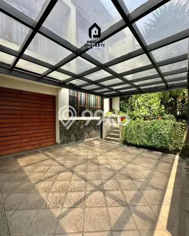 For Sale! Premium House LT 259m2 Desain Modern di Pondok Indah For Sale! Premium House LT 259m2 Desain Modern di Pondok Indah