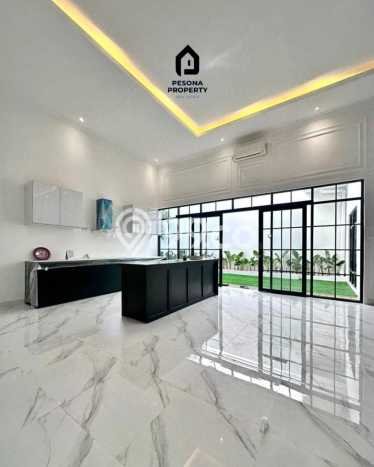 Dijual Rumah Premium dengan Fasilitas Sekitar Komplit di Cilandak, Jakarta Selatan Dijual Rumah Premium dengan Fasilitas Sekitar Komplit di Cilandak, Jakarta Selatan