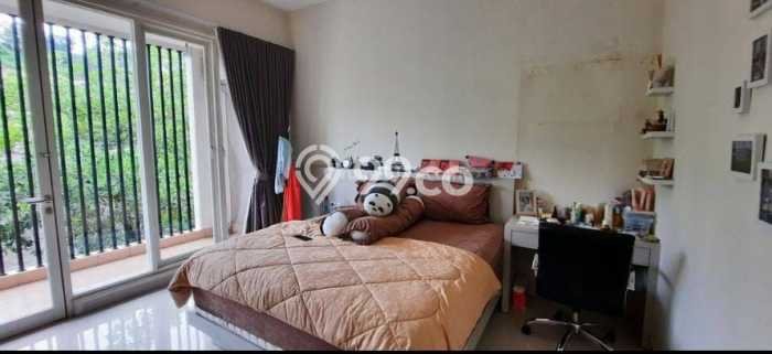Rumah Mewah Siap Huni LT 365m2 di Candi Golf, Semarang Rumah Mewah Siap Huni LT 365m2 di Candi Golf, Semarang