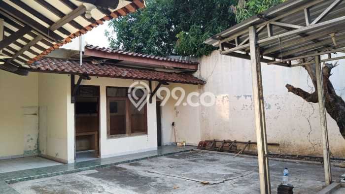 Sewa Rumah Elit LT 360m2 / LB 360m2 di Pedurungan, Semarang Sewa Rumah Elit LT 360m2 / LB 360m2 di Pedurungan, Semarang