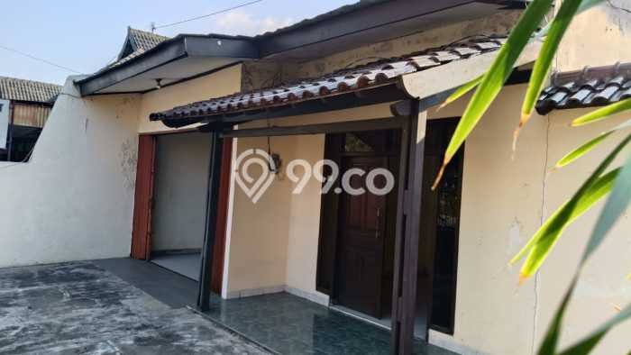 Sewa Rumah Elit LT 360m2 / LB 360m2 di Pedurungan, Semarang Sewa Rumah Elit LT 360m2 / LB 360m2 di Pedurungan, Semarang