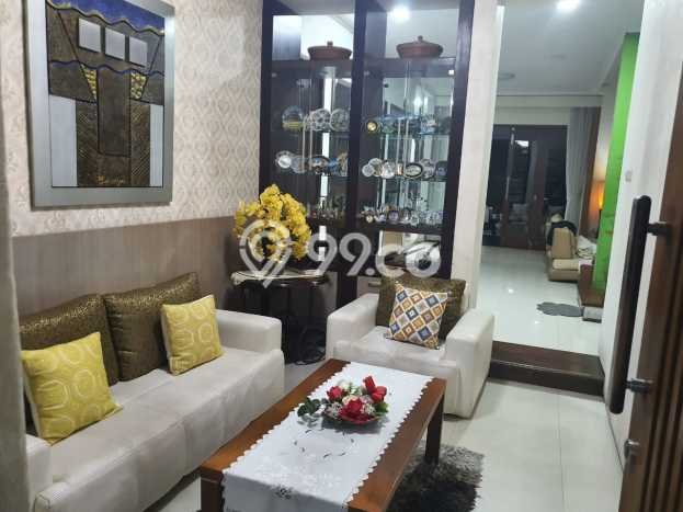 Dijual Rumah Luas Elegan Dengan View Cantik di Buah Batu, Bandung Dijual Rumah Luas Elegan Dengan View Cantik di Buah Batu, Bandung