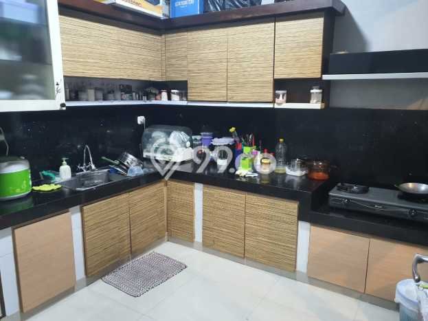 Dijual Rumah Luas Elegan Dengan View Cantik di Buah Batu, Bandung Dijual Rumah Luas Elegan Dengan View Cantik di Buah Batu, Bandung