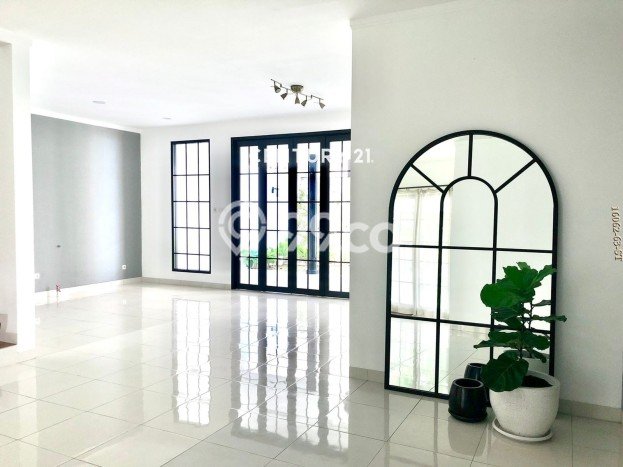Jarang Ada! Rumah Kontrakan 4 Kamar Bagus Siap Huni Sektor 9-Bintaro Jarang Ada! Rumah Kontrakan 4 Kamar Bagus Siap Huni Sektor 9-Bintaro