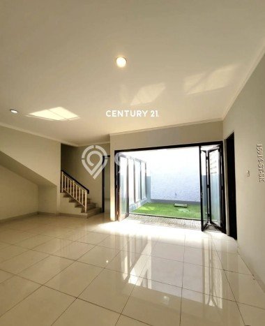 Hunian Elit LB 192m2 Siap Huni Desain Elegan di Sektor 9-Bintaro, Tangerang Selatan Hunian Elit LB 192m2 Siap Huni Desain Elegan di Sektor 9-Bintaro, Tangerang Selatan
