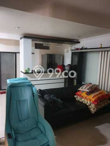 Rumah Strategis Modern Lb 250m2 di Pamulang, Tangerang Selatan Rumah Strategis Modern Lb 250m2 di Pamulang, Tangerang Selatan