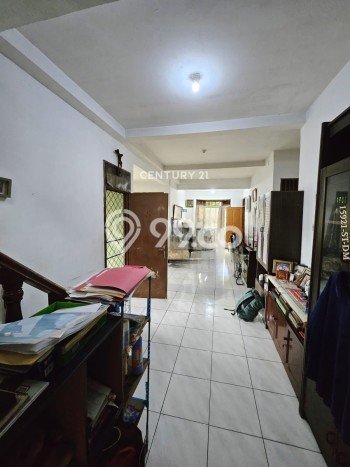 Rumah Mewah LB 120m2 Siap Huni Desain Elegan di Bintaro, Tangerang Selatan Rumah Mewah LB 120m2 Siap Huni Desain Elegan di Bintaro, Tangerang Selatan