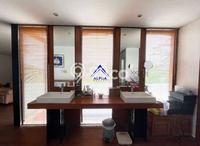 For Sale! Luxury House LT 525m2 Desain Modern di Kota Baru Parahyangan For Sale! Luxury House LT 525m2 Desain Modern di Kota Baru Parahyangan