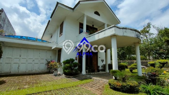 Jual Rumah Luas Megah Dengan View Eksklusif di Parongpong, Bandung Jual Rumah Luas Megah Dengan View Eksklusif di Parongpong, Bandung