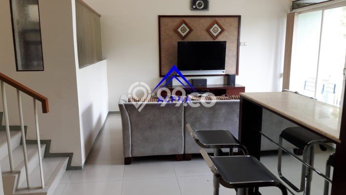 Rumah Strategis Minimalis Lb 220m2 di Coblong, Bandung Rumah Strategis Minimalis Lb 220m2 di Coblong, Bandung