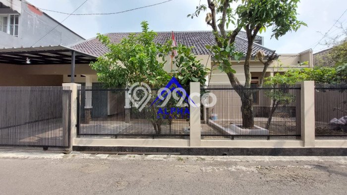 Hunian Eksklusif Dijual LT 294m2 di Batununggal, Bandung Hunian Eksklusif Dijual LT 294m2 di Batununggal, Bandung