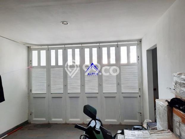 Rumah Luxury Modern Siap Huni di Cikutra Bandung Rumah Luxury Modern Siap Huni di Cikutra Bandung