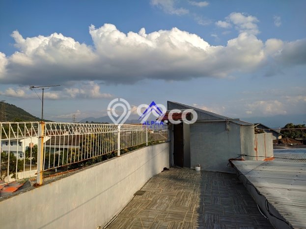 Rumah Luxury Modern Tanpa Renovasi di Jatinangor Bandung Rumah Luxury Modern Tanpa Renovasi di Jatinangor Bandung