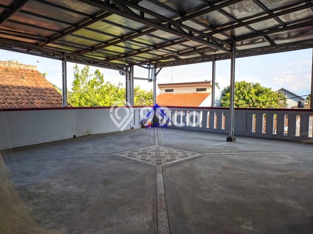 Rumah Luxury Modern Tanpa Renovasi di Jatinangor Bandung Rumah Luxury Modern Tanpa Renovasi di Jatinangor Bandung