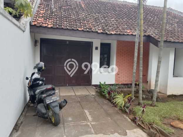 Disewakan! Rumah 6 Kamar Tidur &
2 Kamar Mandi di Cikutra, Bandung Disewakan! Rumah 6 Kamar Tidur &
2 Kamar Mandi di Cikutra, Bandung