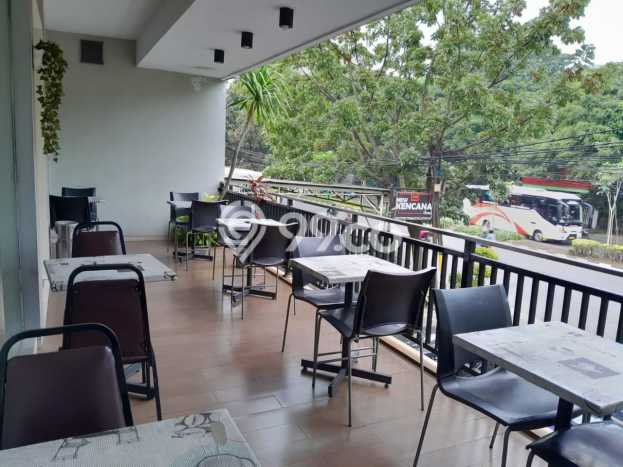 Rumah Elit LB 900m2 Siap Pakai Desain Elegan di BKR, Bandung Rumah Elit LB 900m2 Siap Pakai Desain Elegan di BKR, Bandung