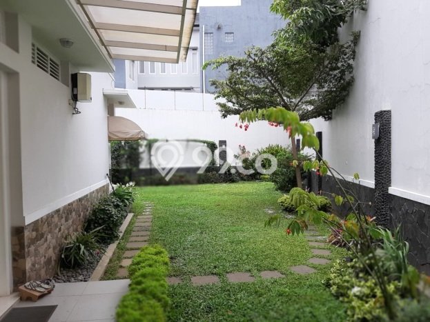 Dijual Rumah Mewah Exclusive di Sukasari, Bandung Dijual Rumah Mewah Exclusive di Sukasari, Bandung