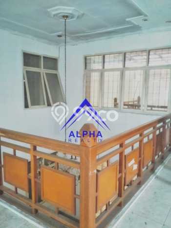Hunian Mewah LB 500m2 Siap Pakai Desain Elegan di Buah Batu, Bandung Hunian Mewah LB 500m2 Siap Pakai Desain Elegan di Buah Batu, Bandung