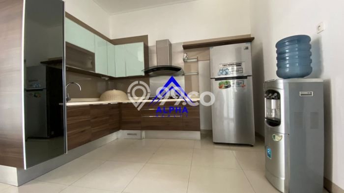 Rumah Mewah LB 250m2 Siap Huni Desain Elegan di Bandung Kota, Bandung Rumah Mewah LB 250m2 Siap Huni Desain Elegan di Bandung Kota, Bandung