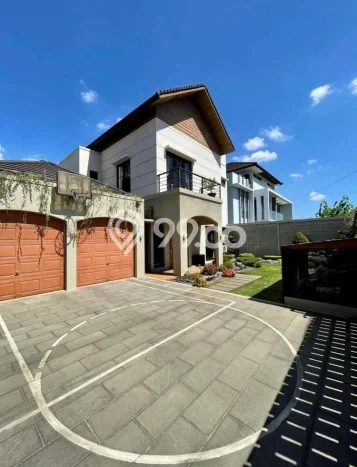 Ready to Use! Premium House LT 450m2 Desain Elegan di Setiabudi Ready to Use! Premium House LT 450m2 Desain Elegan di Setiabudi