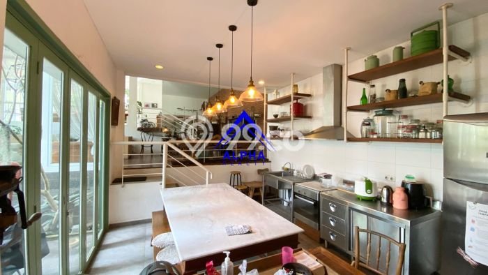 Best Deal Hunian Premium Ideal dan Luas di Coblong, Bandung Best Deal Hunian Premium Ideal dan Luas di Coblong, Bandung