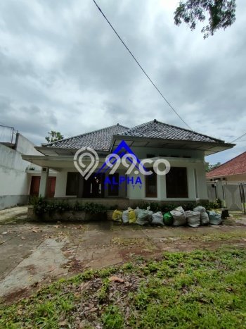 Ready to Use! Luxury House LT 1030m2 Desain Elegan di Dago Ready to Use! Luxury House LT 1030m2 Desain Elegan di Dago