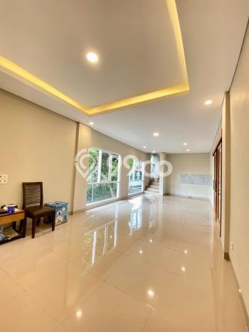 Ready to Use! Premium House LT 173m2 Desain Elegan di Cigadung Ready to Use! Premium House LT 173m2 Desain Elegan di Cigadung